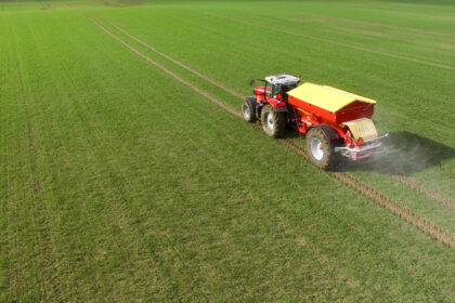 The Value of Fertilizer Spreading Services: Why They're Worth It