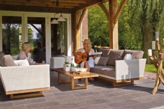 How Adding a Deck Can Transform the Outdoors of Your Home