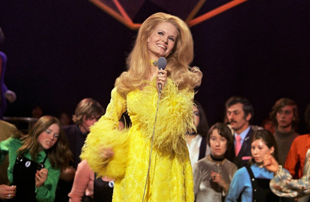 Lynn Anderson Biography