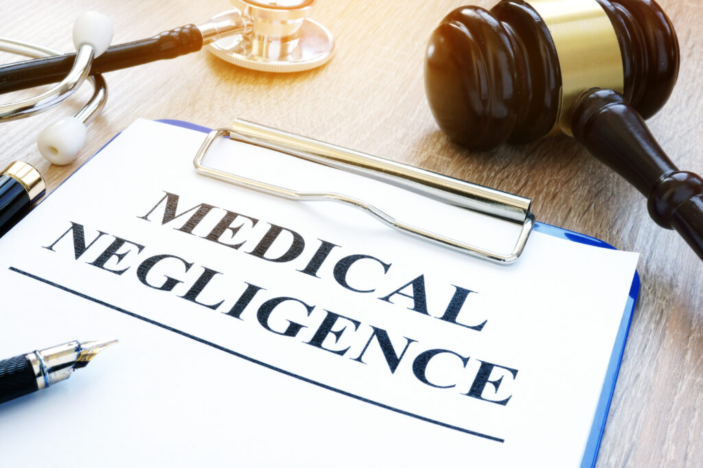 How To Prove Medical Negligence: Working With A Medical Malpractice Lawyer