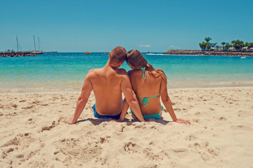 Paradise Found: Why Romantic Beach Getaways Are Perfect for Honeymoon