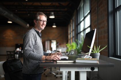 Why Office Decluttering is Crucial for the Wellbeing of Your Employees