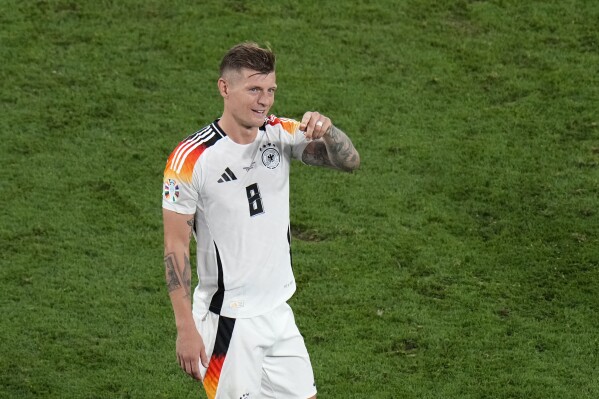 Toni Kroos Biography