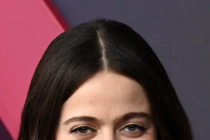Molly Gordon Biography: Who Is She Dating?