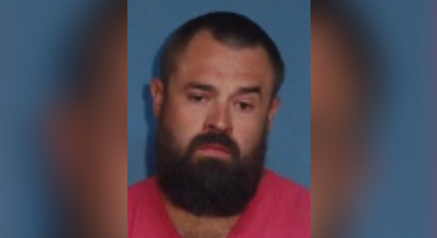 Arkansas Father Accused of Killing Man Found with 14-Year-Old Daughter May Use 'Heat of Passion' Defense, According to Attorney