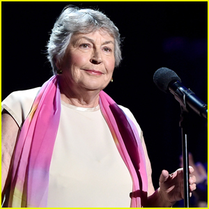 Helen Reddy