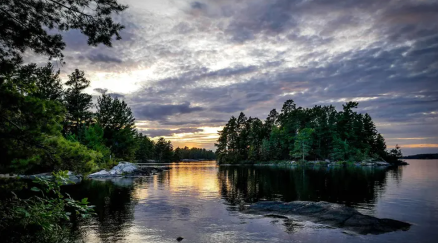 Park Ranger Dies While Responding to Help Call After Rescue Boat Capsizes on Lake