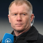 Paul Scholes names two managers Manchester United should consider.