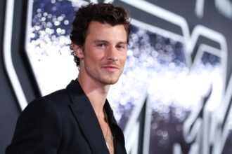 How Much is Shawn Mendes' Net Worth?