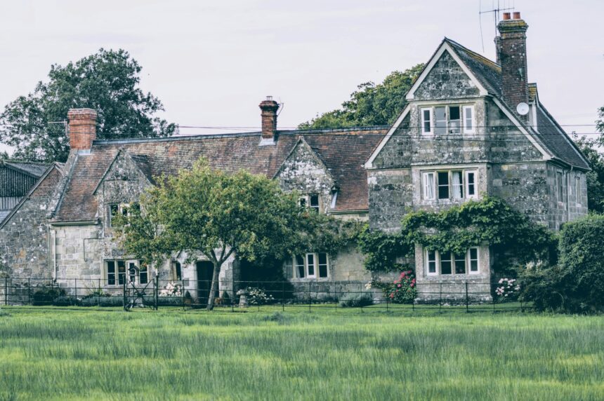 Renovating an Old House? Here’s Why an Asbestos Survey is a Must