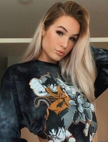 Sky Bri's net worth