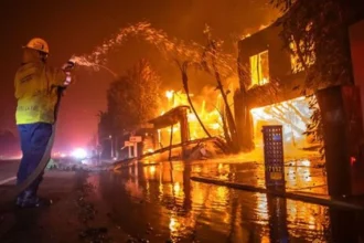 Celebries who lost their homes to fire