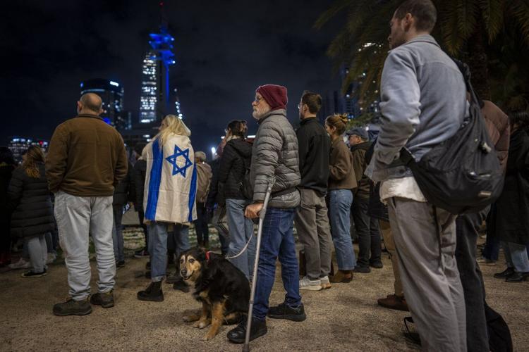 Hamas Free 6 Israeli Hostages