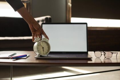 The Impact of Time Tracking Software on Business Efficiency