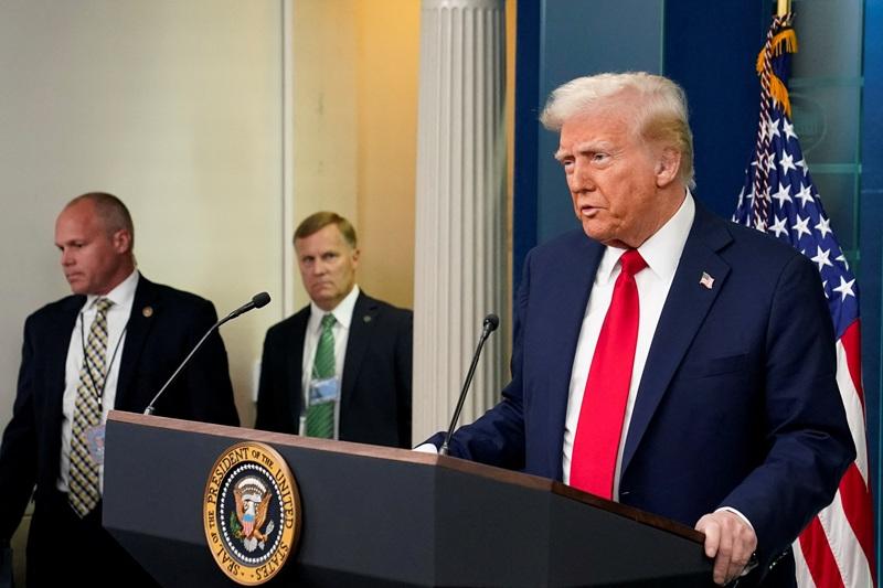 Trump Imposes Sanctions on ICC