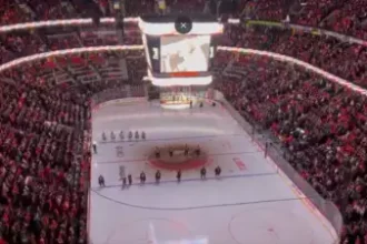 US Anthem Booed in Canada