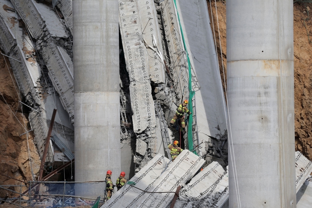 outh Korea Highway Construction Project Collapse