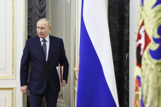 EU says sanctions remain unless 'unconditional withdrawal' of Russia