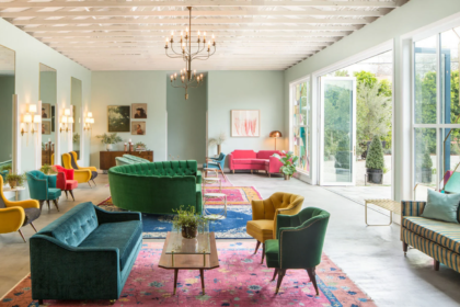 Learn the Art of Mixing Classic and Modern Accessories