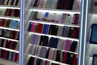 Top Smartphone Accessories for Ultimate Device Protection