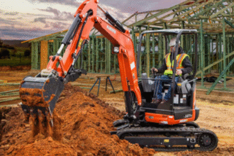 6 Mistakes to Avoid While Operating an Excavator