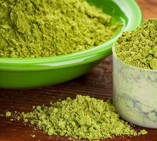 What’s the Difference Between White, Green, and Red Kratom for Mood Support?
