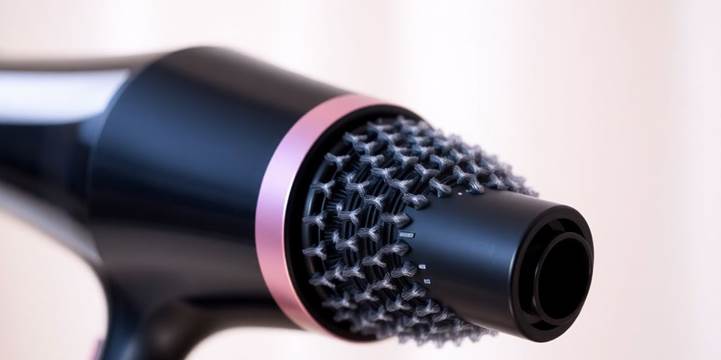Top Features to Look For in a Hair Dryer for Fine Hair