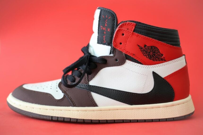Best Dunk Low Styles to Add to Your Sneaker Collection