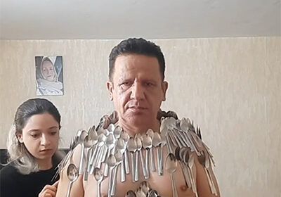 A man breaks his own world record again with 96 spoons