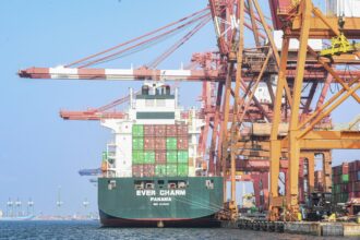 US and China reach deal to slash tariffs