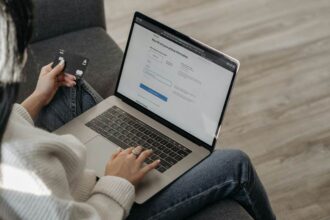 12 Ways to Stay Safe When Making Online Transactions