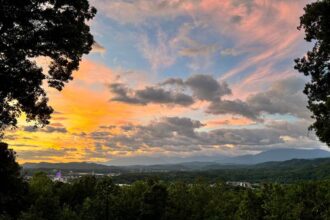 Everything You Need to Know Before Booking Your Getaway to the Smokies