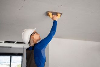 Early Warning Signs Homeowners Can Spot Before a Roof Inspection