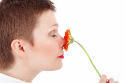 How the Right Fragrance Can Change the Mood Instantly