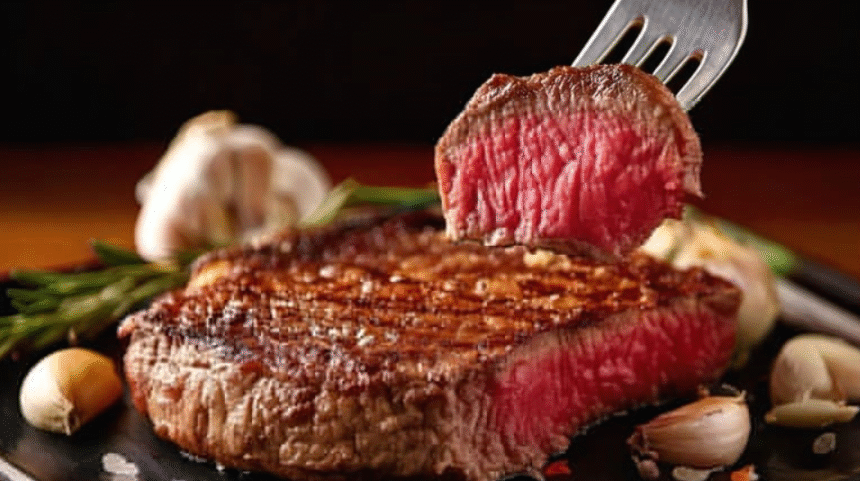 The Steakhouse Etiquette You Need to Know Before You Go