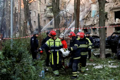 7 Dead and Dozen Injured In Russia Attacks on Kyiv