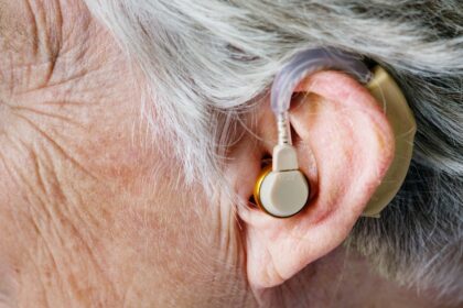 Understanding Hearing Challenges in Seniors: A Comprehensive Analysis