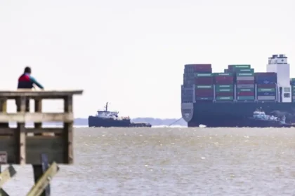 Four Dead, Three Missing As Vessel Capsizes in Suez Gulf