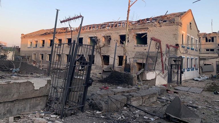 Russian strike on Ukrainian prison kills 17 people and injures more than 80