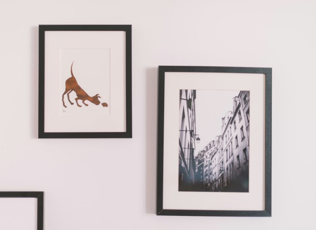 https://unsplash.com/photos/two-assorted-wall-decors-9u2GMRE8MdE