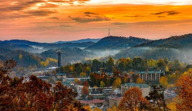 Escaping the City: Why More People Are Chasing Mountain Town Vibes