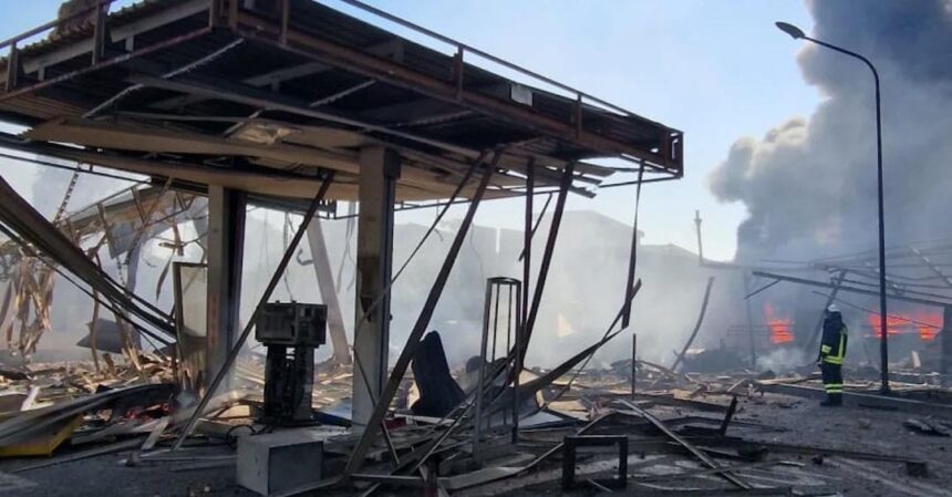 Over 20 Peple Injuered In an Explosion at Rome petrol station