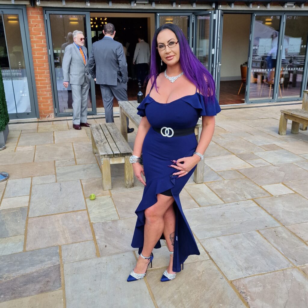 Emma Butt Biography, Wiki, Age, Net Worth, Family, and More