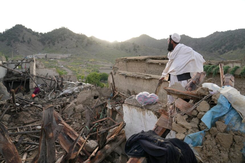 An earthquake destroys villages in eastern Afghanistan and kills more than 620 people