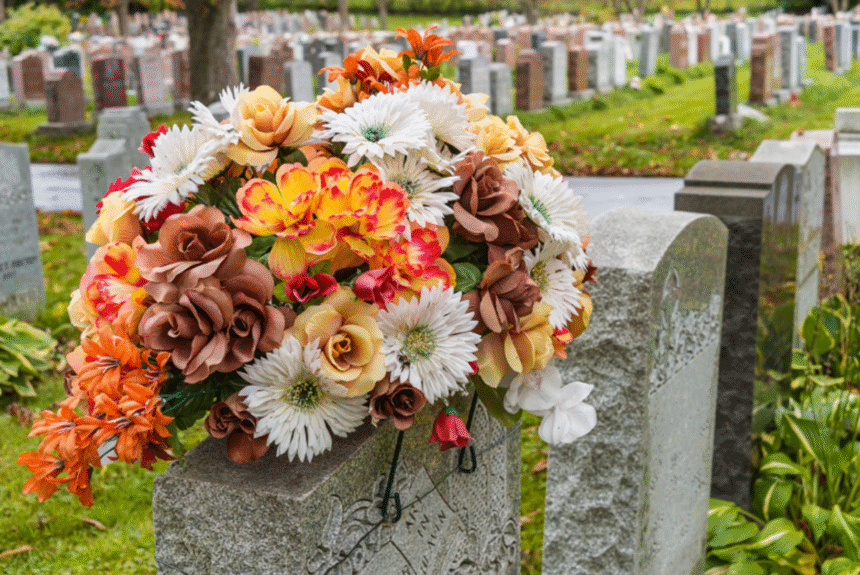 5 Thoughtful Memorial Flower Arrangement Ideas to Honor a Loved One
